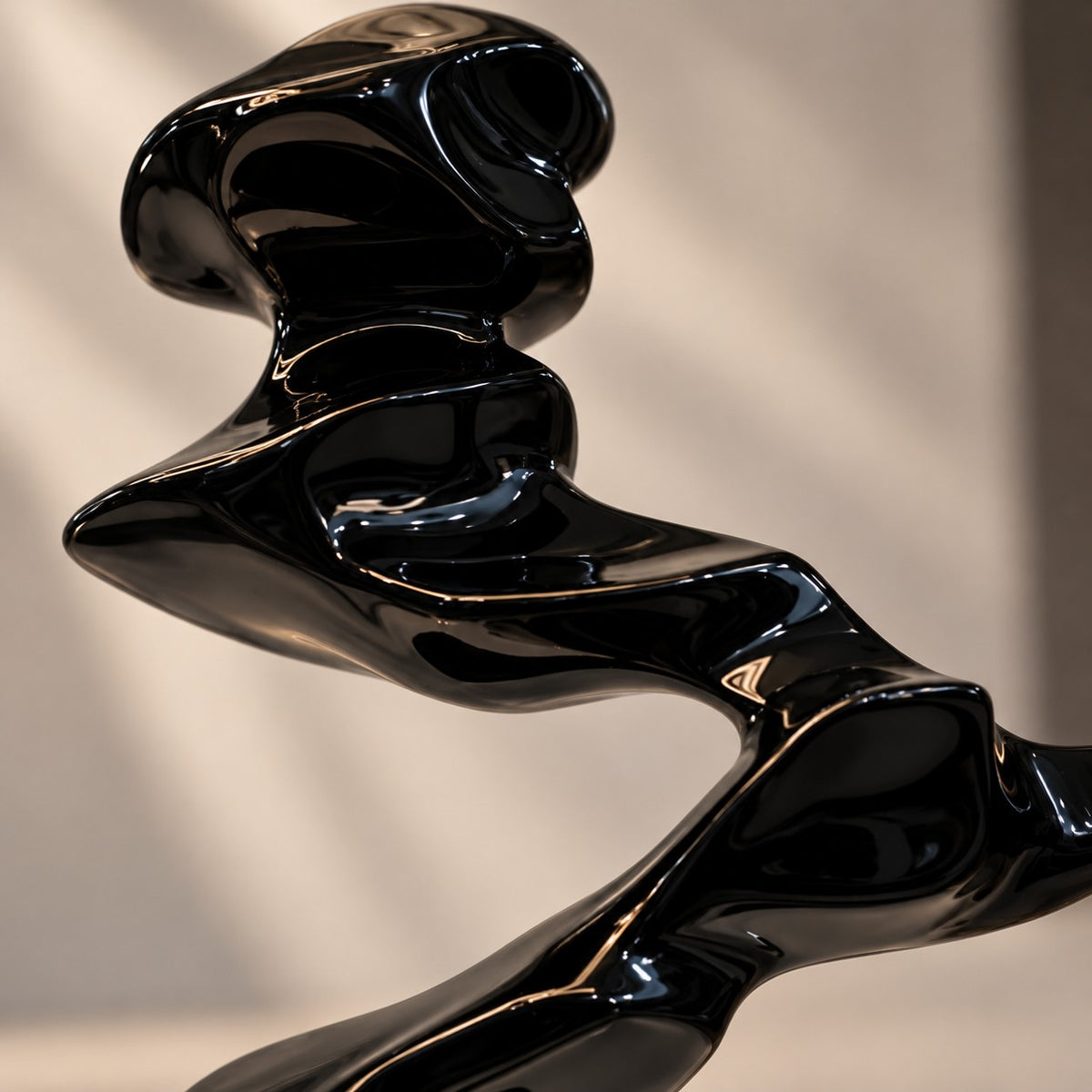 Black Abstract Resin Sculpture D20 | Modern Home Decor Showpiece