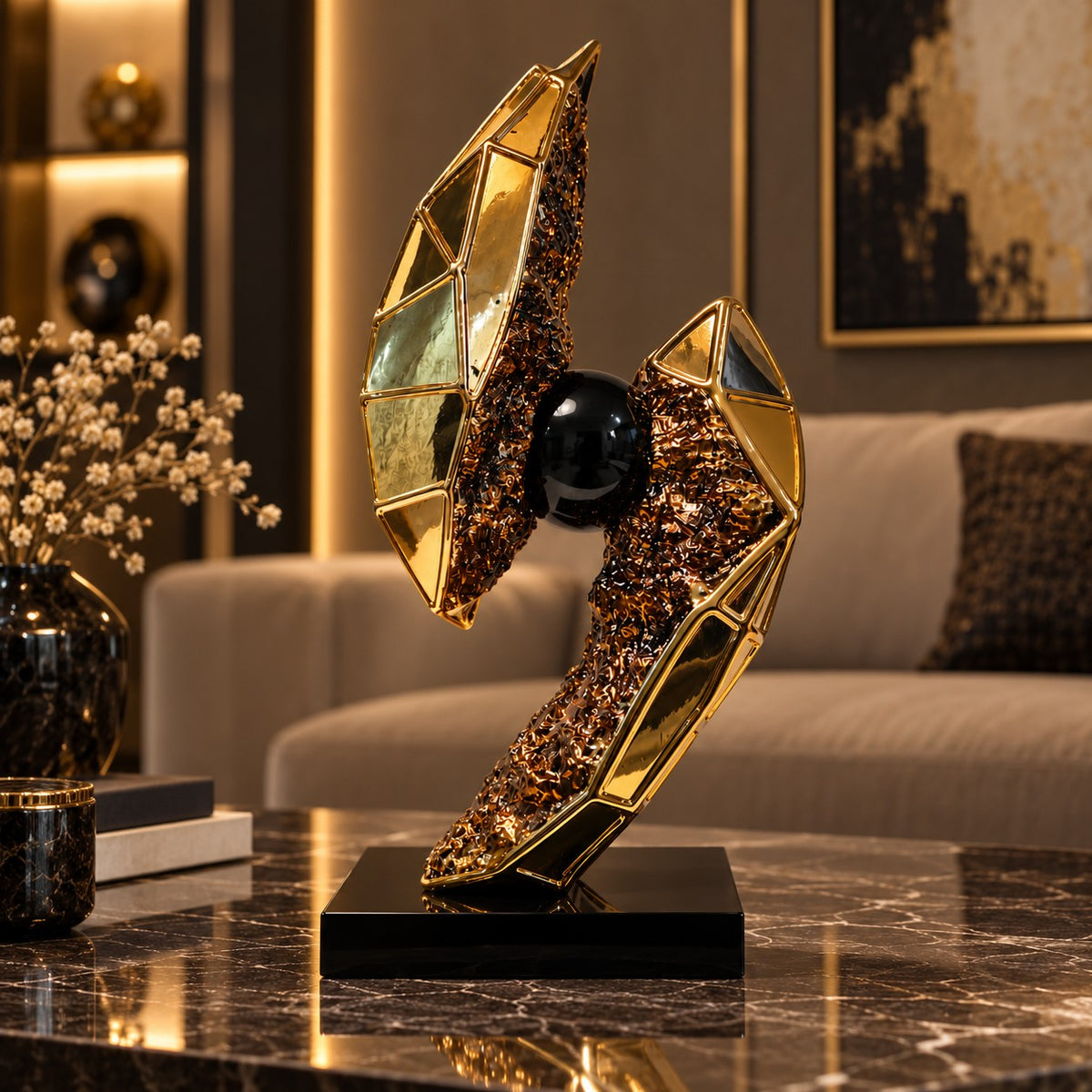 Modern Abstract Sculpture – Gold Black Decorative Art